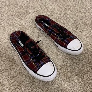 {Converse} Slip Ons